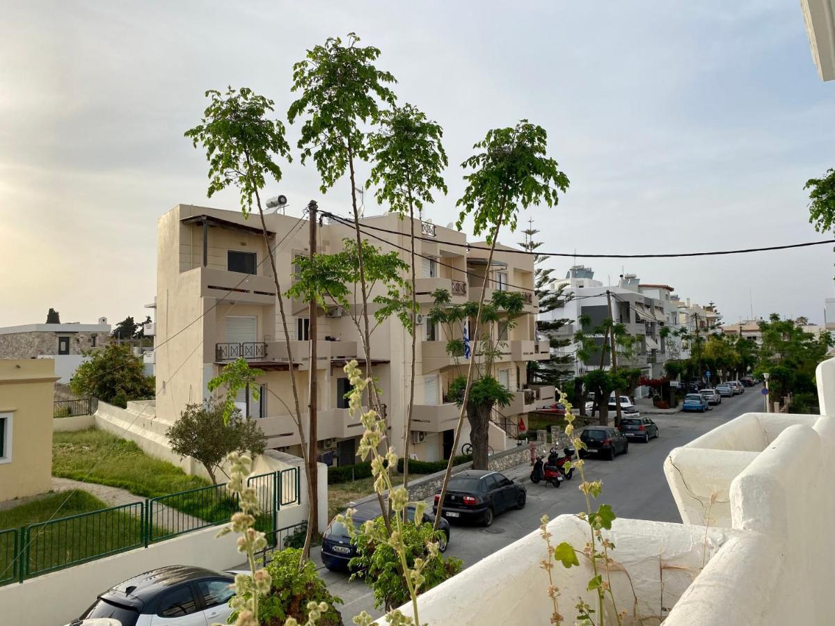 Central, Sunny & Spacious Apartment, In Kos, "1" Luaran gambar