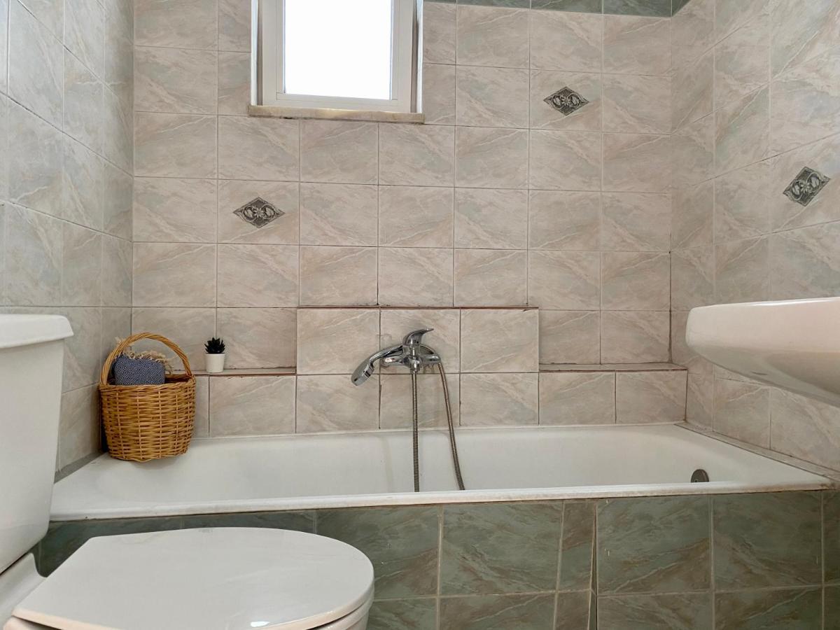 Central, Sunny & Spacious Apartment, In Kos, "1" Luaran gambar